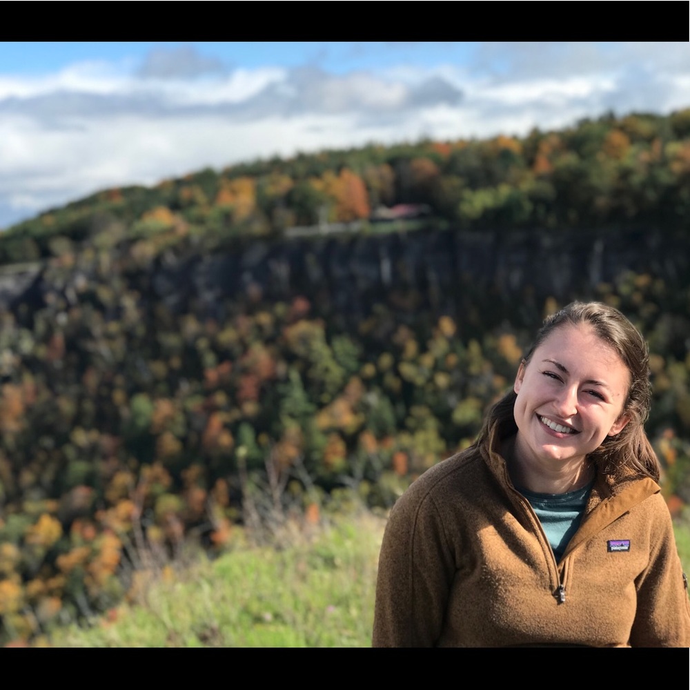 Meet your Posher, Liz